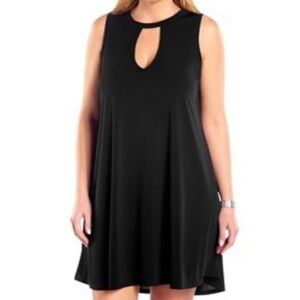 Nine Britton Black Keyhole Dress - 2X